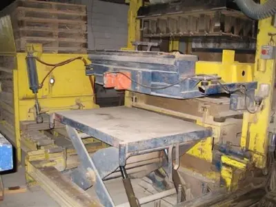 Used 1975 HESS HP1 Block Making Machines Quebec CA | DIT Equip #1412401