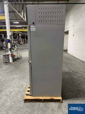 USED Environmental Specialties 33.8 Cu Ft Environmental Specialties Environmental Chamber, Model ES2000 CS