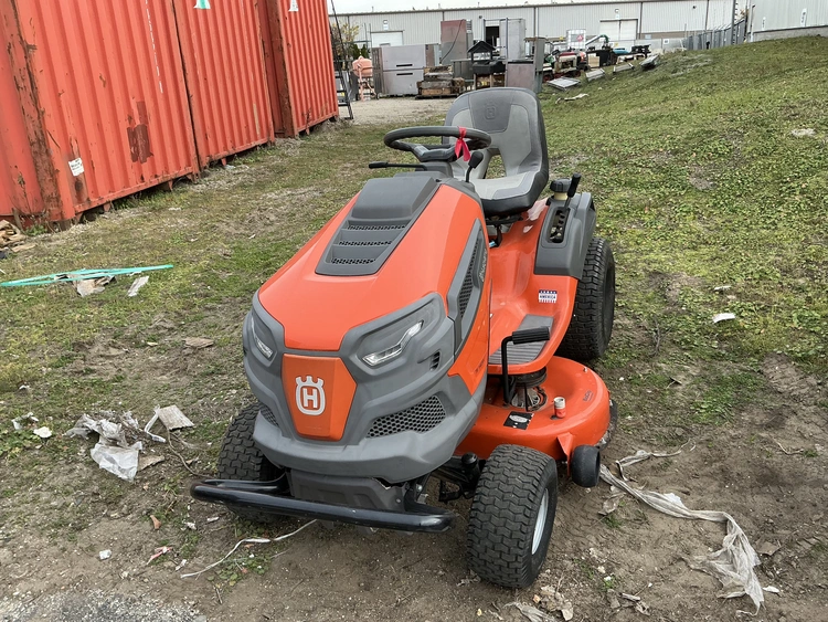 Used HUSQVARNA TS 148X Mowers Michigan US | Miedema Asset Management Group #1761320