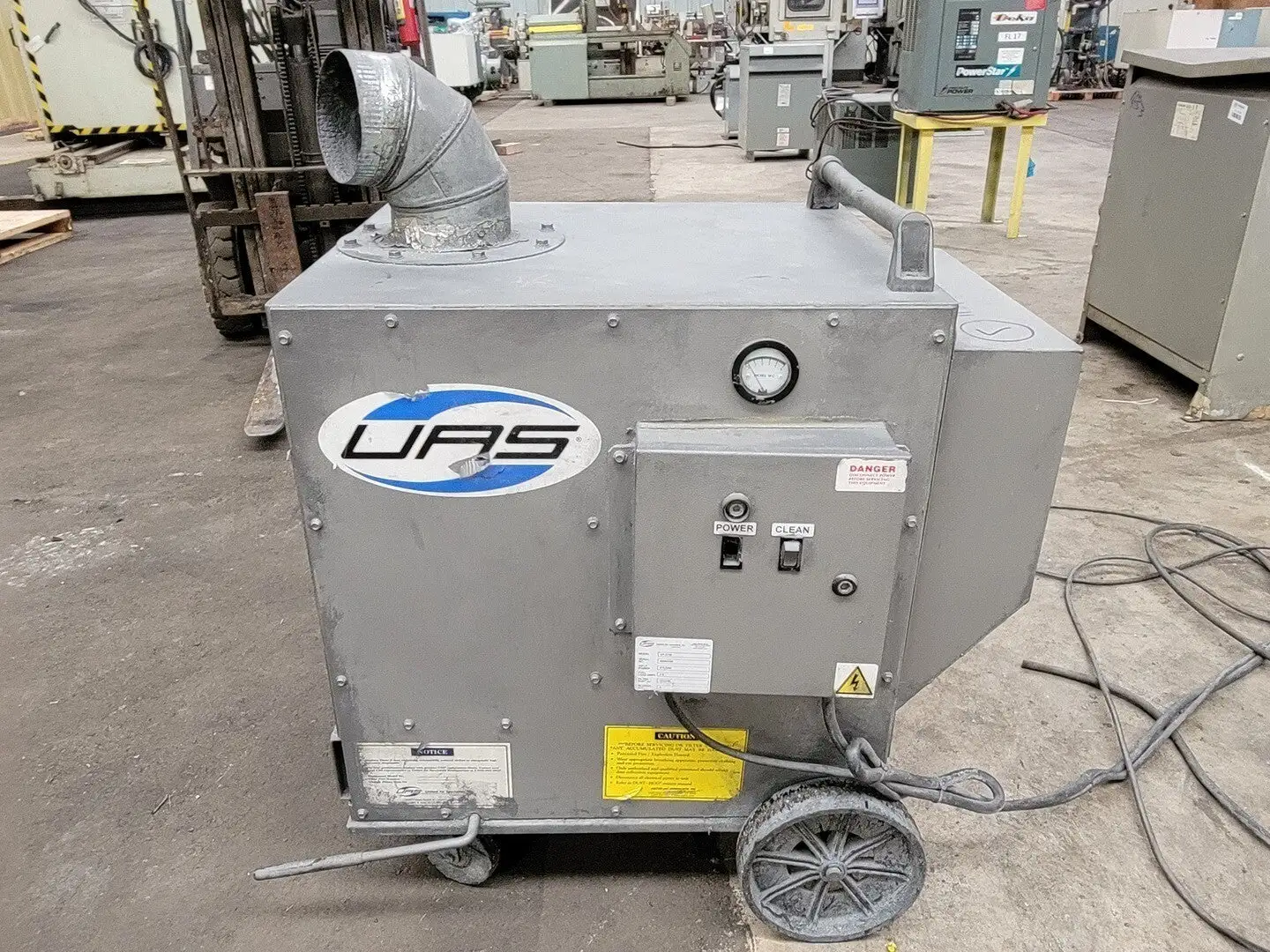 Used UAS VP-0750 Dust Collectors British Columbia CA | Lenmark #255133