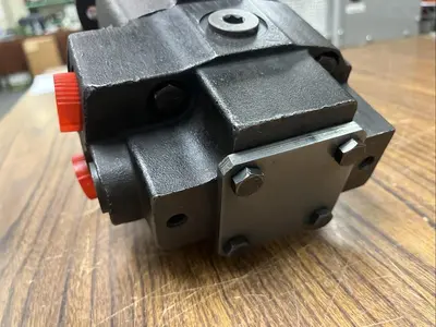 USED OIL GEAR PVW06-RDAY-CN-NN-TK-CP