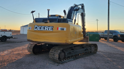 USED 2012 Deere 210G LC