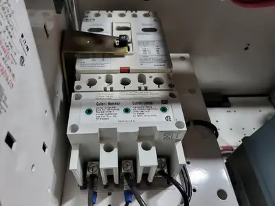 Used EATON SVX015A1-5A4N1 Switchgears British Columbia CA | Lenmark #240172