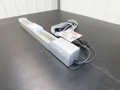 IAI Robo Cylinder w/Pulse Motor & Brake 30mm Lead 300mm Stroke 5m Cable 24VDC