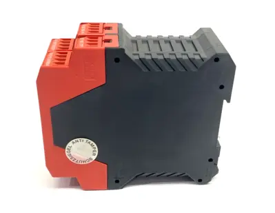 USED SCHNEIDER ELECTRIC PREVENTA, XPSATR1153P