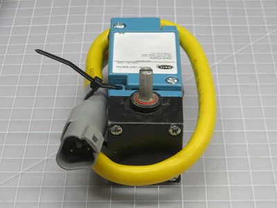 Used HEIL _UNKNOWN_ Relays & Switches | OCO Industrial #1696001