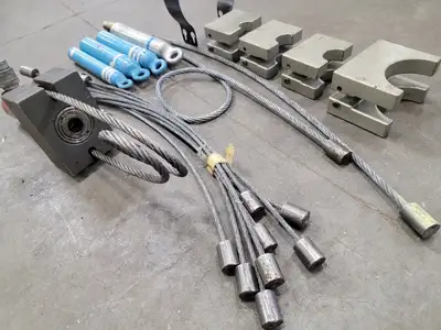 OTC 10-Ton Jack  6 1/8'' stoke W/ cabel clamp dies