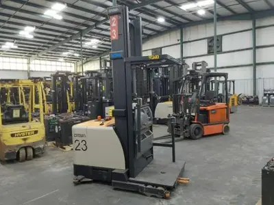USED 2019 CROWN SP4050-30
