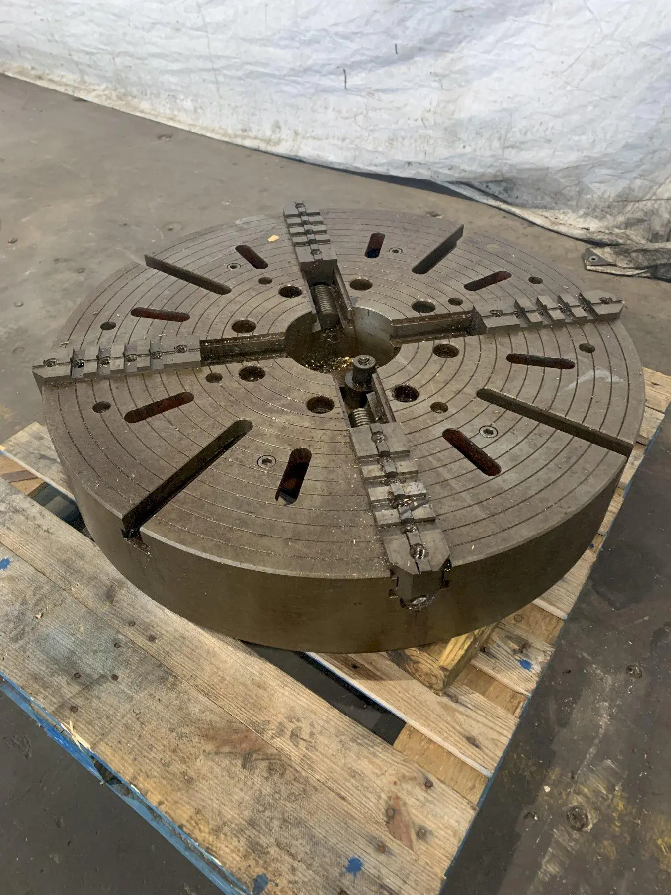 36" 4-JAW LATHE CHUCK. STOCK # 0999024.