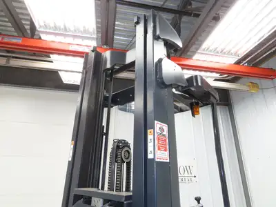 Doosan Forklift Stand On 36V Electric Pantograph Reach Truck 3714lbs 4475h 20' L