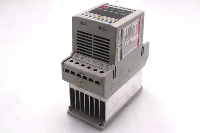 ALLEN BRADLEY 160-BA01NPS1P1 DRIVE SPEED CONTROLLER .5 HP 460V SER C IP20 K-520A