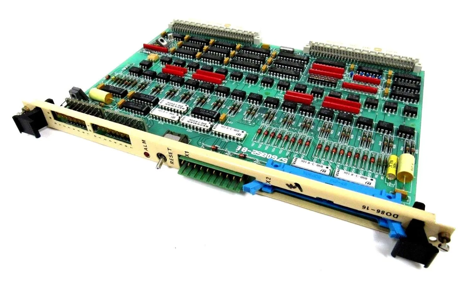 USED ABB D086-16 DIGITAL OUTPUT BOARD D08616 57275758-C