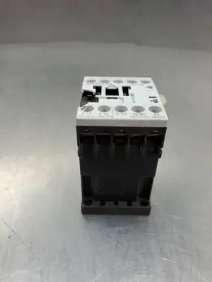 Siemens Sirius 3RT1015-1BB42 24VDC Auxiliary Contactor *See Description* 4D-48