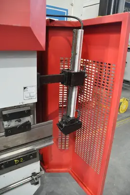USED BAYKAL APHS 200 TON X 3100 MM CNC