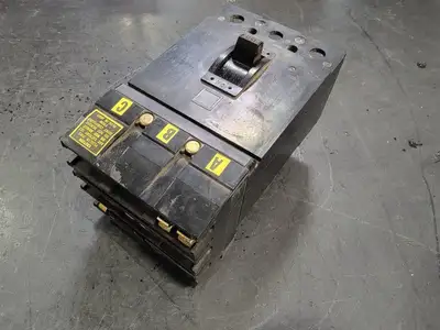 USED SQUARE D Q232150
