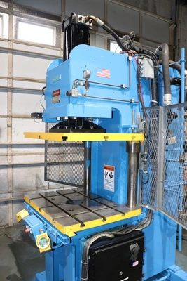 Denison 35 Ton 
				 Hydraulic Multipress