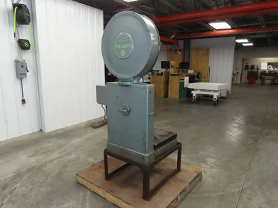 Toledo 2081 Vintage Platform Scale 225 lbs Honest Weight Model 2081