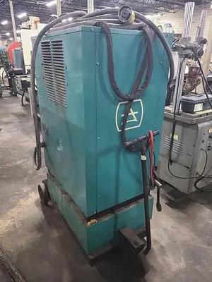 Used AIR PRODUCTS PTHFC300J55 Arc Welders Pennsylvania US | Hildebrand Machinery Co. #1486016