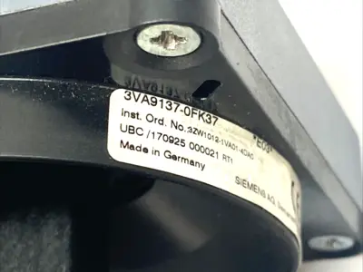 Used Siemens Circuit Breaker 3-Pole w/ Switch Circuit Breakers Michigan US | Maverick Industrial Sales #1389246