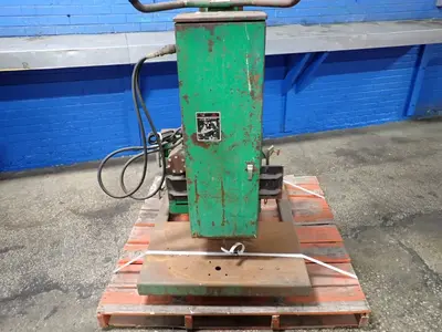1000 Lbs Drum Lift Handler