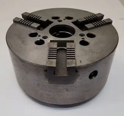 USED S-P MFG. 3 JAW CHUCK - 10 IN