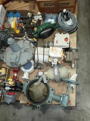 4 PALLETS OF ASSORTED VALVES