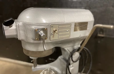 8-0127 Hobart A200 20Qt Mixer