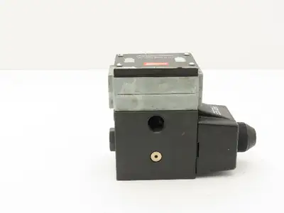 Used VICKERS _UNKNOWN_ Valves/Fittings Indiana US | Arrow Industrial #1316974