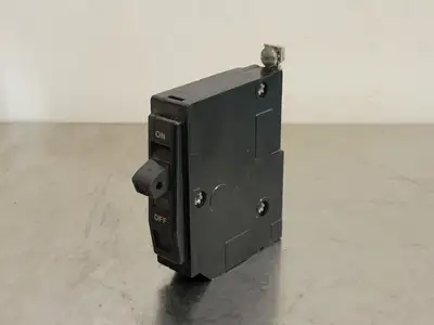 USED SQUARE D QO120