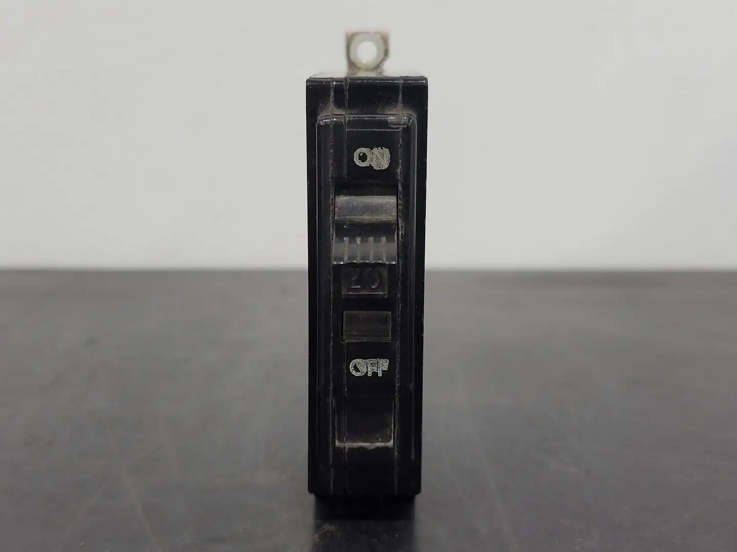 USED SQUARE D QO120