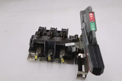 Allen Bradley 1494V-DS30 Disconnect 30 Amp 600 VAC Ser. D STOCK 5848