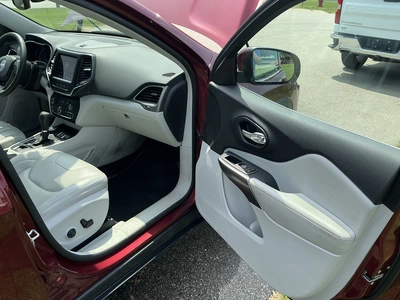 USED 2021 JEEP CHEROKEE