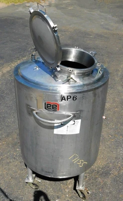 USED LEE 150 GALLON PRESSSURE TANK 150 UDBT