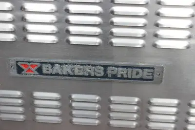 Bakers Pride APC18 Electric Countertop Commercial NSF Conveyor Oven