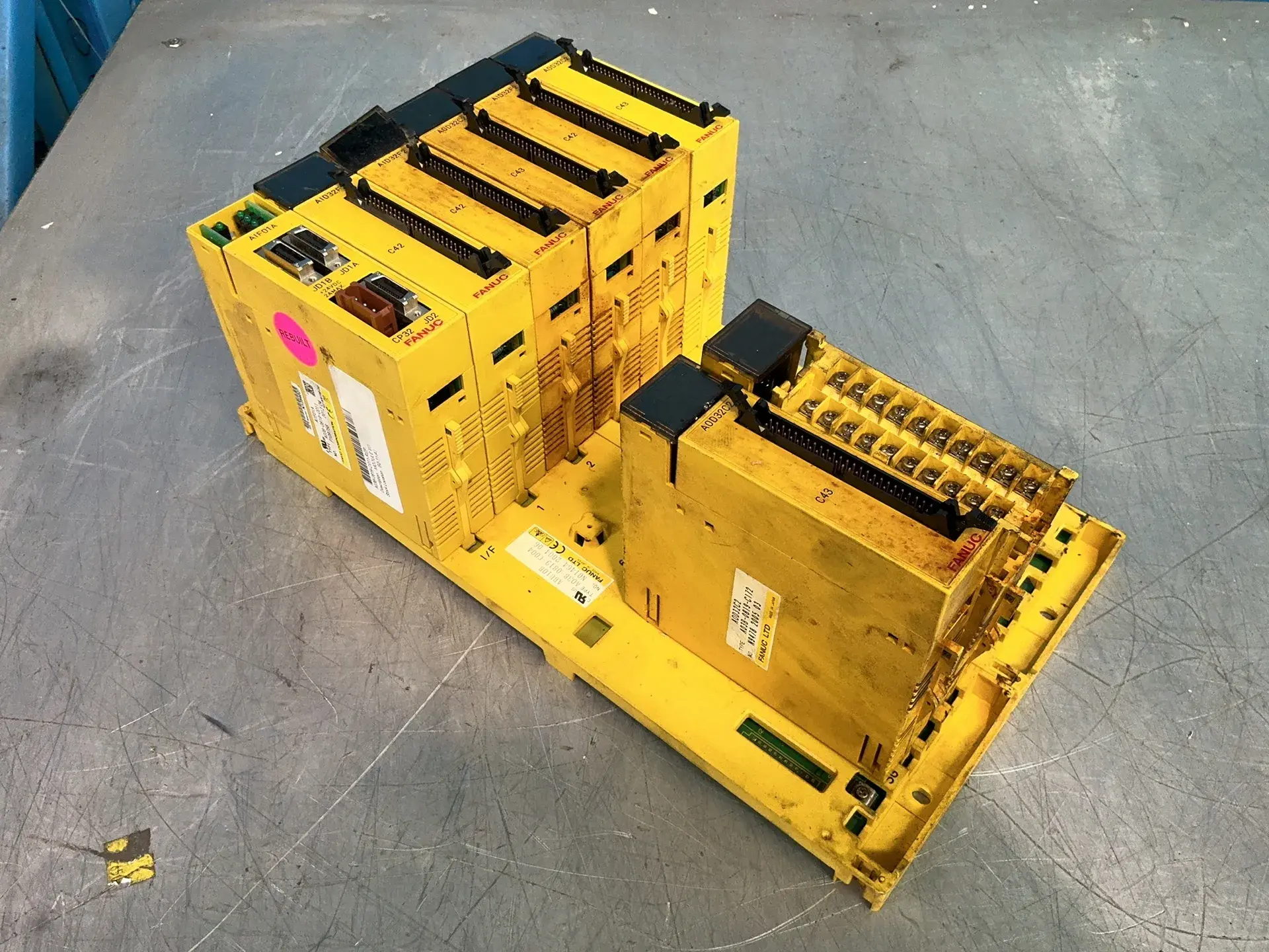 Used 2004 FANUC A03B0819C004 PLC Chassis Ohio US | HGR 24 #1345476