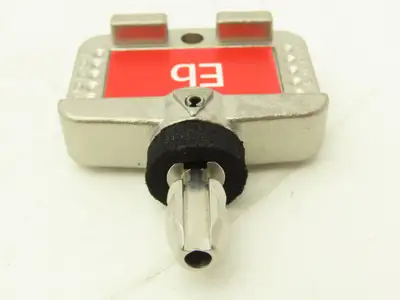 Allen Bradley 440T-AKEYE10EB Guardmaster Trapped Key Interlock Key Eb  Lot of 2