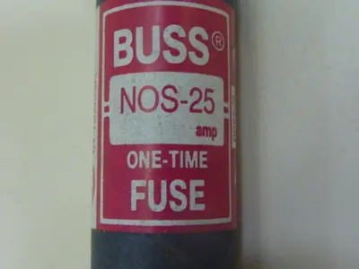 USED BUSS / BUSSMANN NOS-25