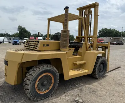 Used 1998 CLARK C500-Y160 DGM Internal Combustion Forklifts: Pneumatic Tire Kentucky US | Proxy Equipment #1385155
