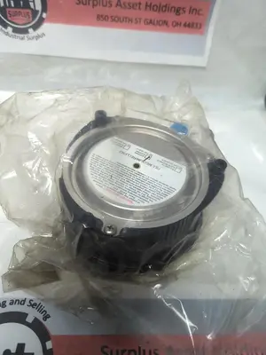 New | in-Stock US GAUGE 0-200PSI Universal Pressure Meters Ohio US | Surplus Asset Holdings #1243229