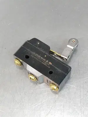 Micro Switch BZ-2RW826-A2 Limit Switch Loc4D24/2