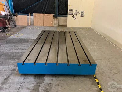 USED 2000 UNION CAST IRION