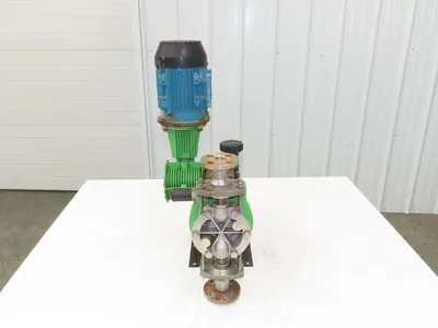 Pulsafeeder Pulsar 25H Hydraulic Diaphragm Metering Pump 17.5 GPH 1/2" Flanged