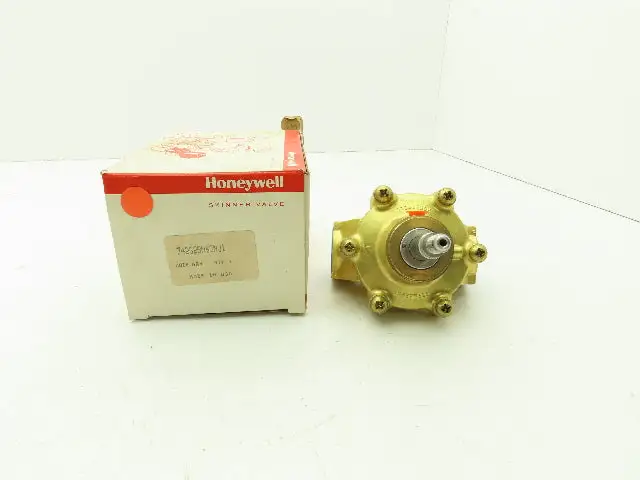 Honeywell 74232BN63NJ1 2-Way Skinner Solenoid Valve 1" NPT N.O. 190 psi