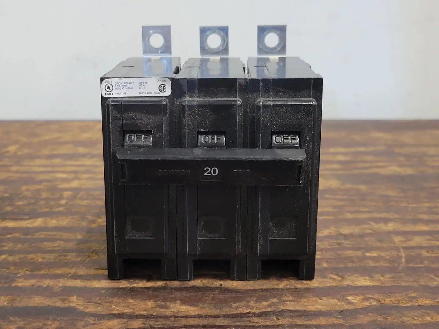 USED EATON BAB3020H
