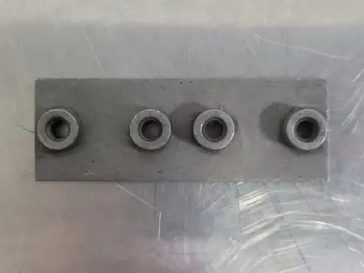 Clamp Twin Weld Plate 44 (Bag of 27)