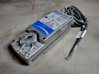 USED JOHNSON CONTROLS M9220-BAC-3