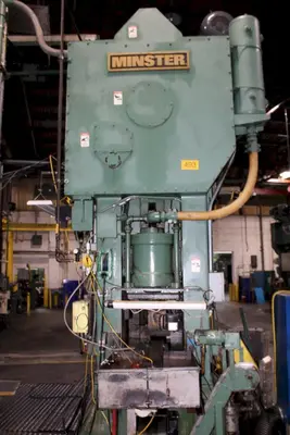 USED 1997 MINSTER 400 TON SSDC PRESS
