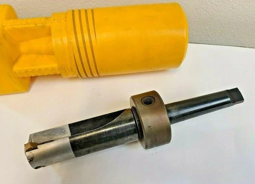 Sandvik Coromant 8221-1-1 0-00000 DRILL CARBIDE INSERT MORSE TAPER MT4