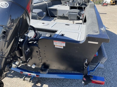 USED 2017 STARCRAFT RENEGADE 168