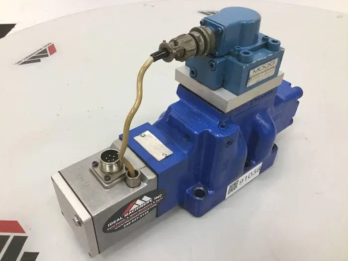 Used MOOG D644-303 Valves/Fittings Michigan US | Ideal Machinery #942409